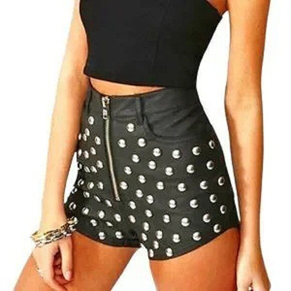 UNIF Pants - 💥KILLER DESING💥UNIF Jagger Studded Leather Short in Black